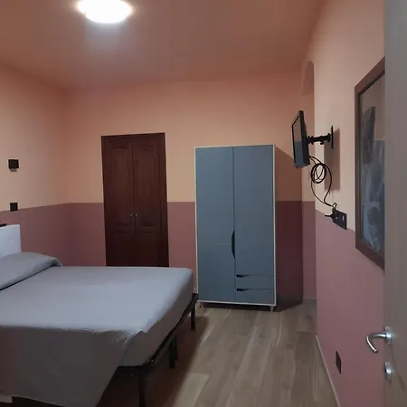 Jolanda 2* Diano Marina