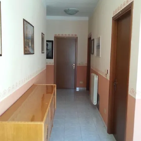 Jolanda 2* Diano Marina