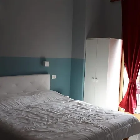 Jolanda Szálloda 2*