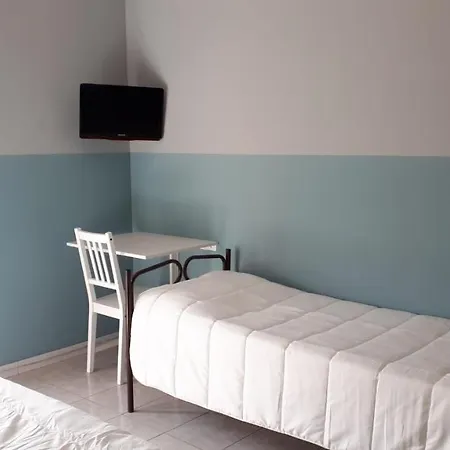 Jolanda Hotel