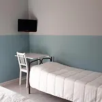 Jolanda Hotel