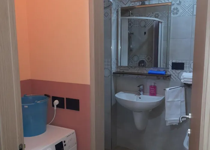 Jolanda 2* Diano Marina